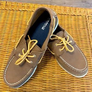 Sperry’s Size US 6